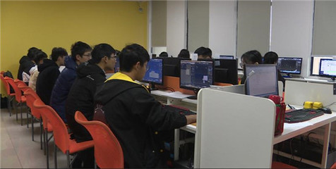 重庆足下软件学院举办“巴渝工匠”杯重庆市首届互联网信息技术职业技能竞赛